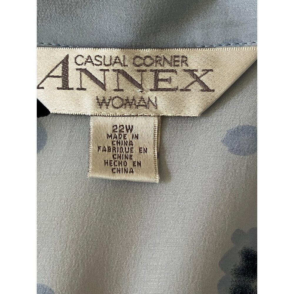 Casual Corner ANNEX Woman Blue Silk Short Sleeves Collar Buttons Blouse Top 22W - Picture 5 of 13